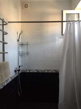 Гостиница Guest house Mariika Геленджик Люкс с кроватью размера «king-size»-6